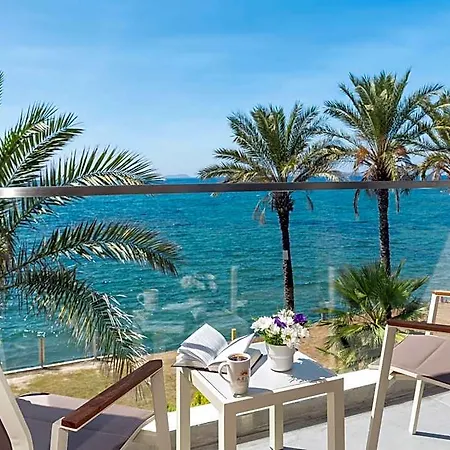 Arin Bodrum מלון 5*